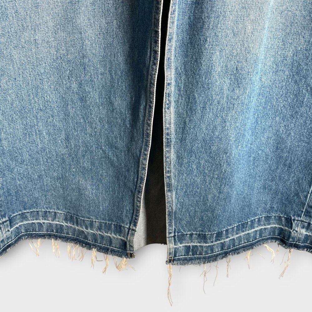 Gap Front Split Frayed Bottom Maxi Denim Skirt Women's 32 / 14 Blue Medium Wash - Picture 3 of 7